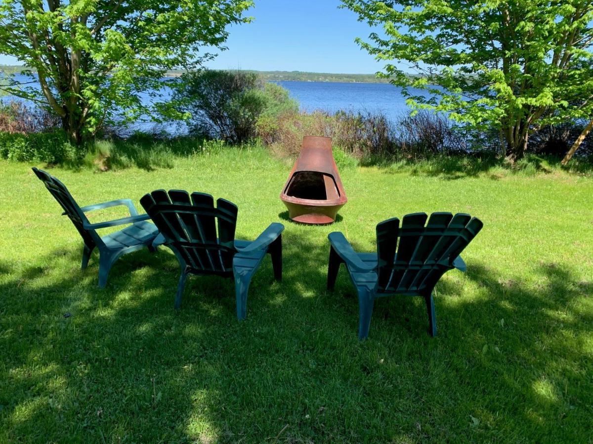 La Grange Sur Le Lac App A Et B Saint Romain Esterno foto